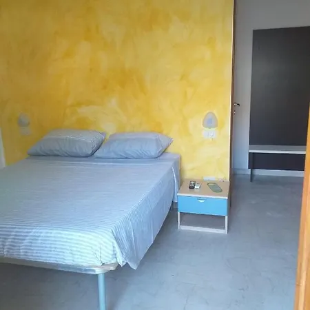 Spacious Double Right By The Sea Bed & Breakfast